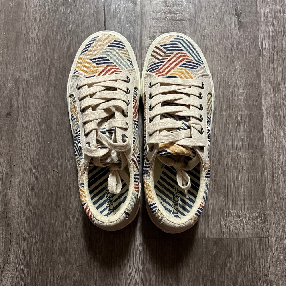 Taos Plim Soul Geometric Print Shoes 6.5